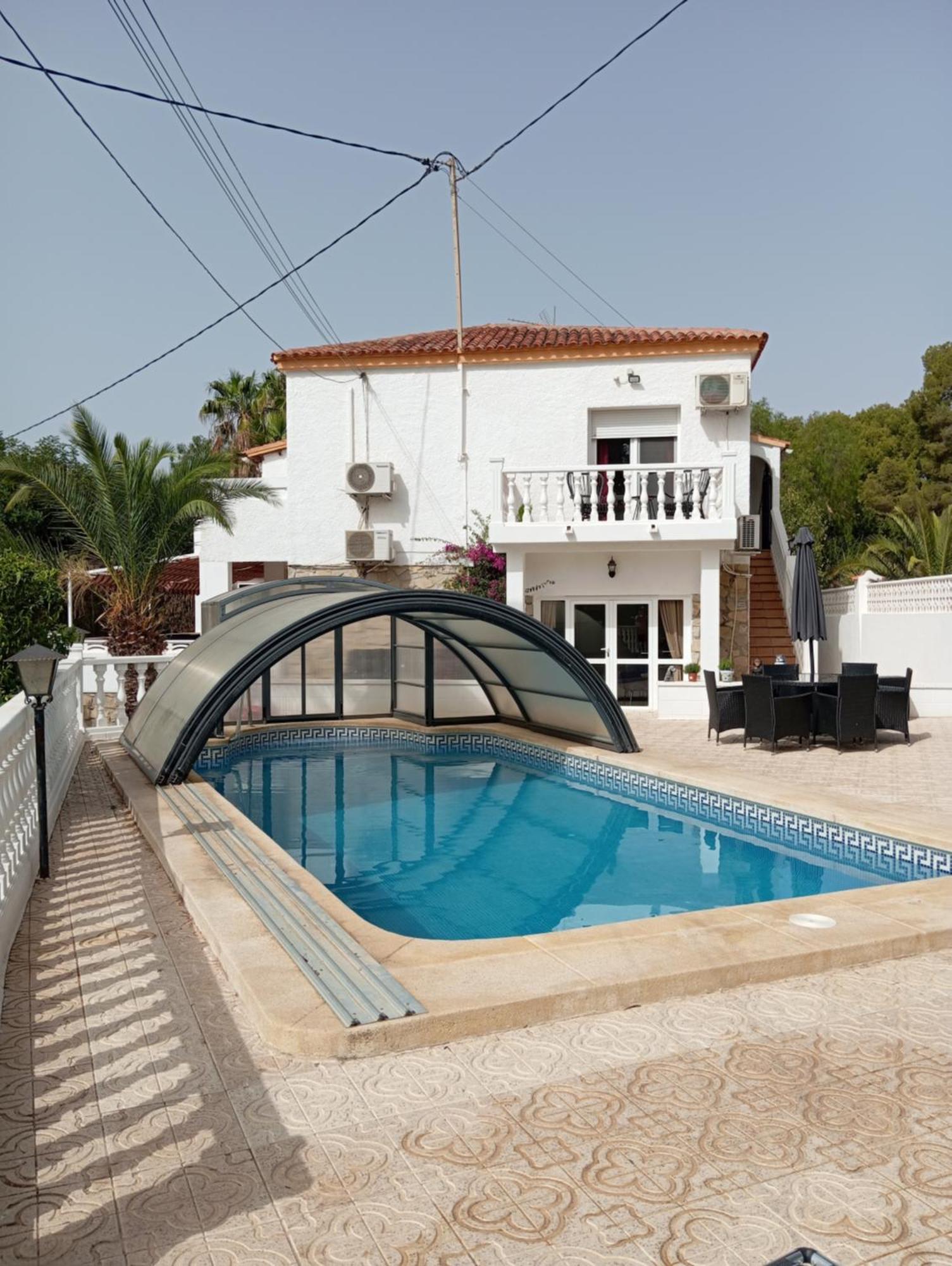 Villa Benucia Family Guest House La Nucía Exteriör bild